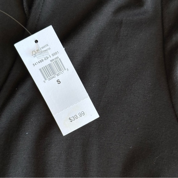 GAP Black Short Sleeve Tie Waist Wrap Romper | V-Neck Knit One Piece Size S - Picture 6 of 13